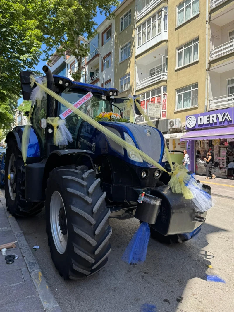 GELİN TRAKTÖRÜ